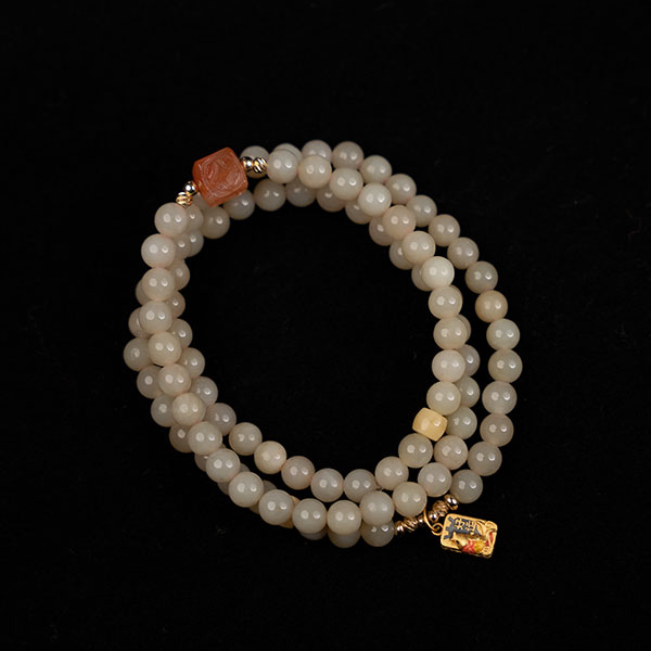 Rare Hetian Jade & Honey Amber Bracelet with Lucky Charm – A Symbol of Prosperity & Harmony