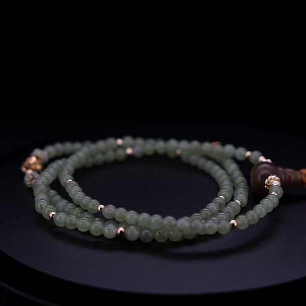 Russian Nephrite Jade & Hetian Sugar Jade Amulet Necklace – A Symbol of Balance, Protection & Inner Peace