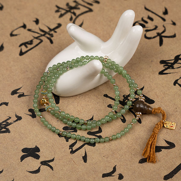 Russian Nephrite Jade & Hetian Sugar Jade Amulet Necklace – A Symbol of Balance, Protection & Inner Peace