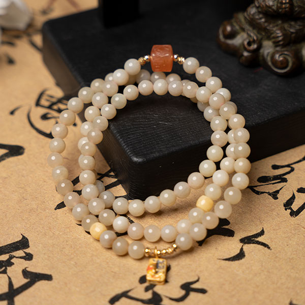 Rare Hetian Jade & Honey Amber Bracelet with Lucky Charm – A Symbol of Prosperity & Harmony